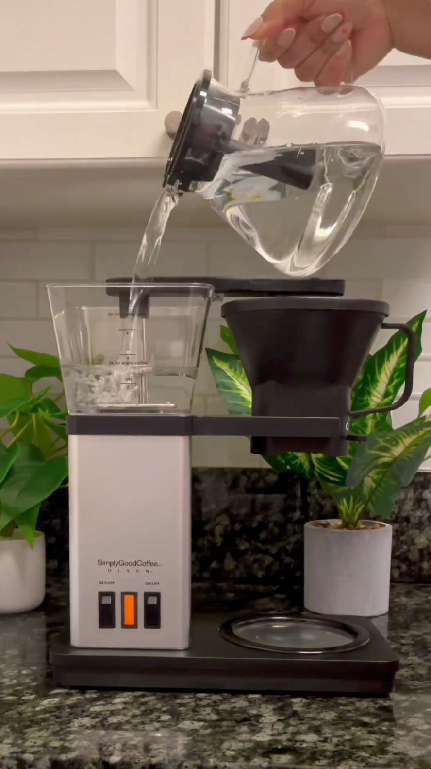 It's like a robot that does your pour-over for you #simplygood